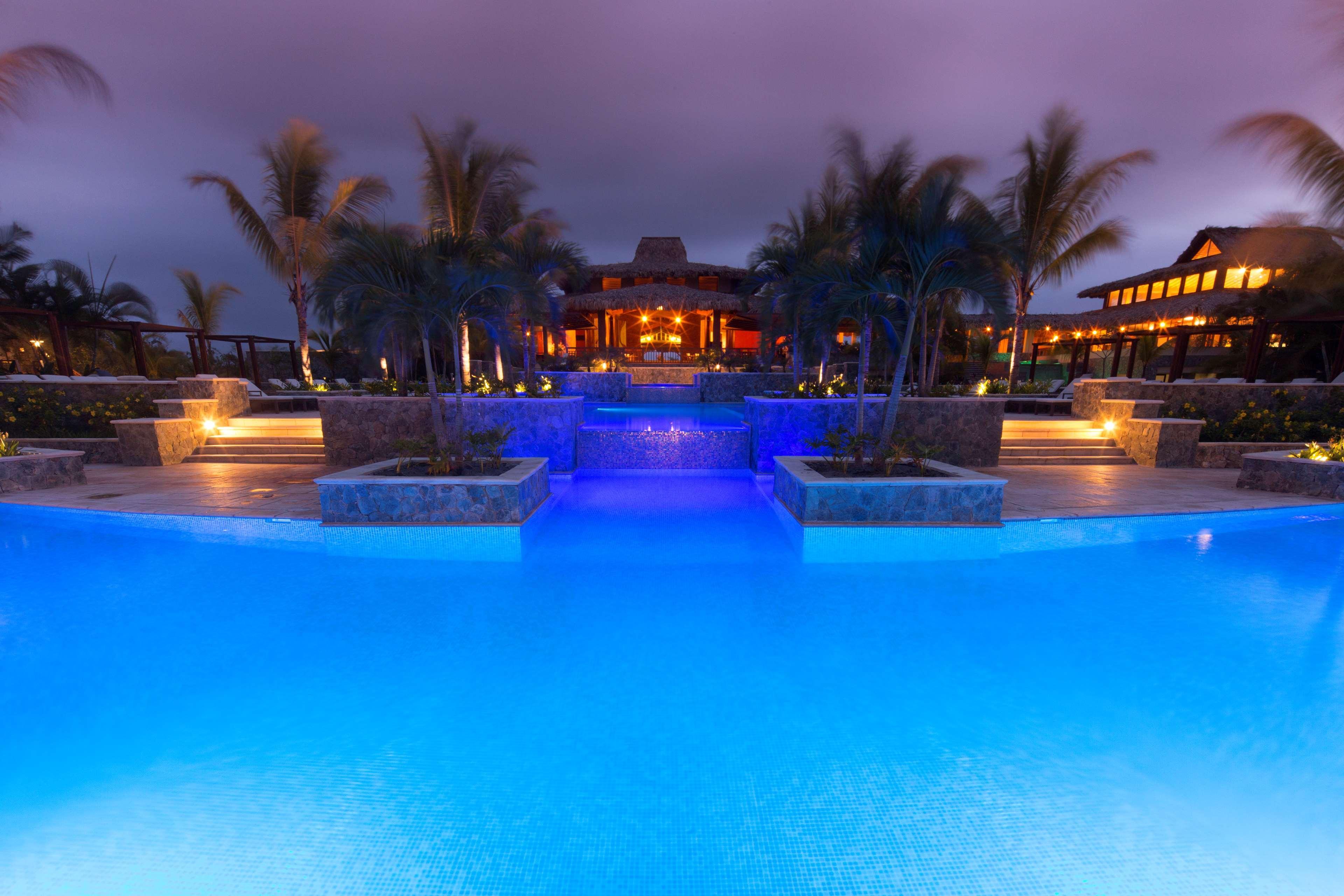 Indura Beach & Golf Resort Curio Collection By Hilton Tela Exterior foto
