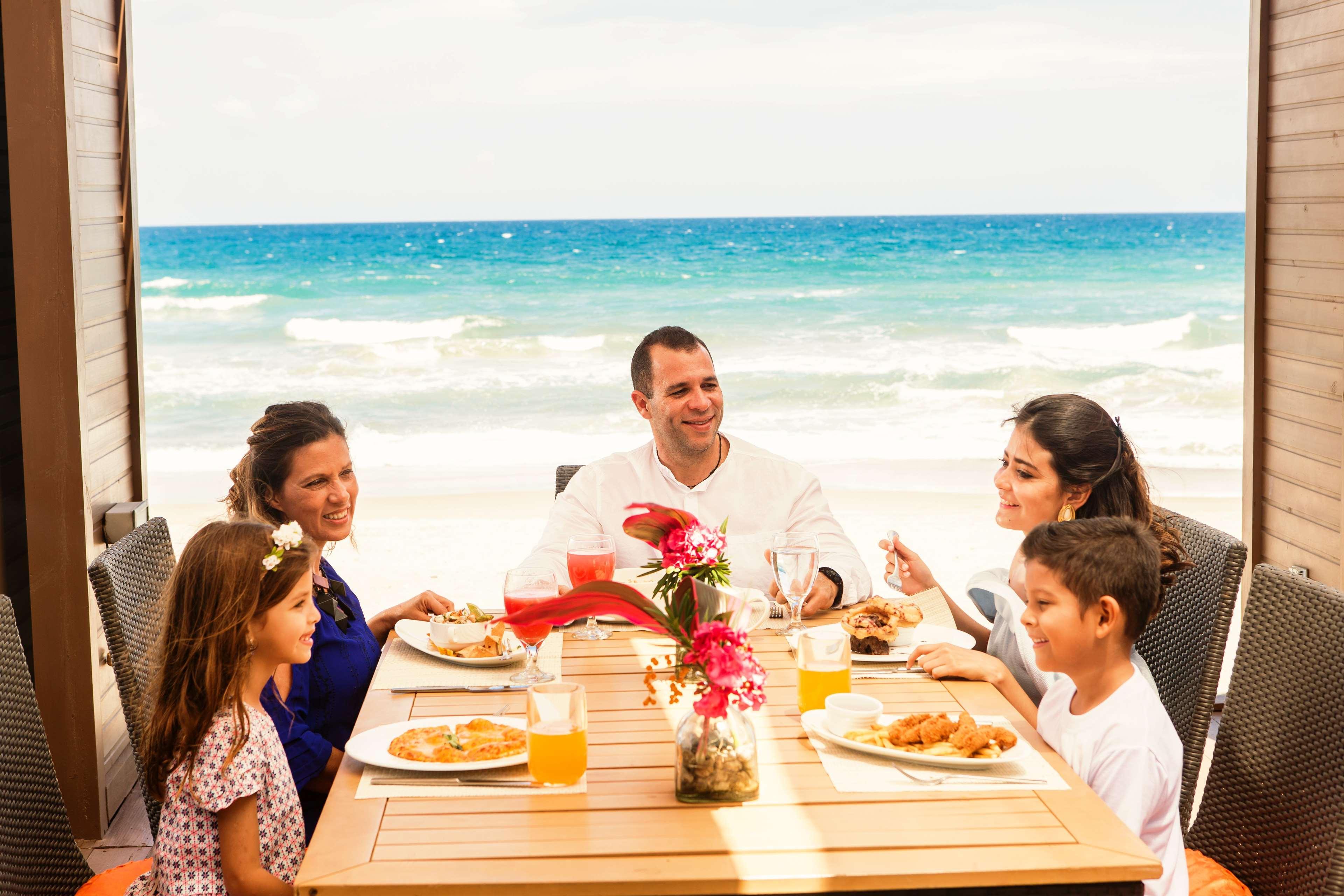 Indura Beach & Golf Resort Curio Collection By Hilton Tela Exterior foto